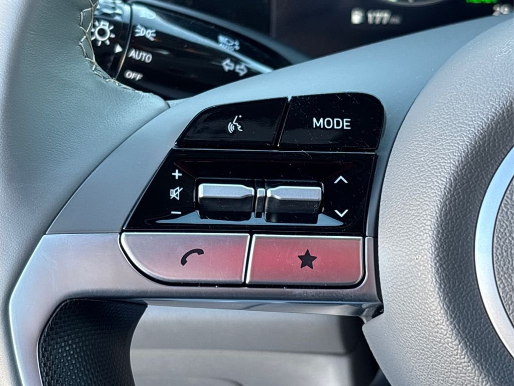 2025 Hyundai Elantra Blue - Photo 26