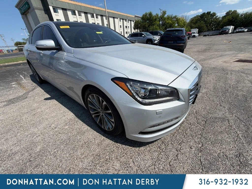 Used 2017 Silver Genesis 3.8 image 6