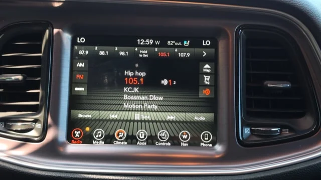 Used 2017 Go Mango! Dodge R/T image 17
