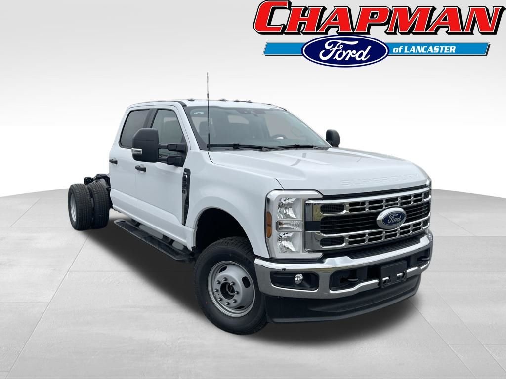 2026 Ford F-350 XL 4x4 Crew Cab 179-In DRW's photo