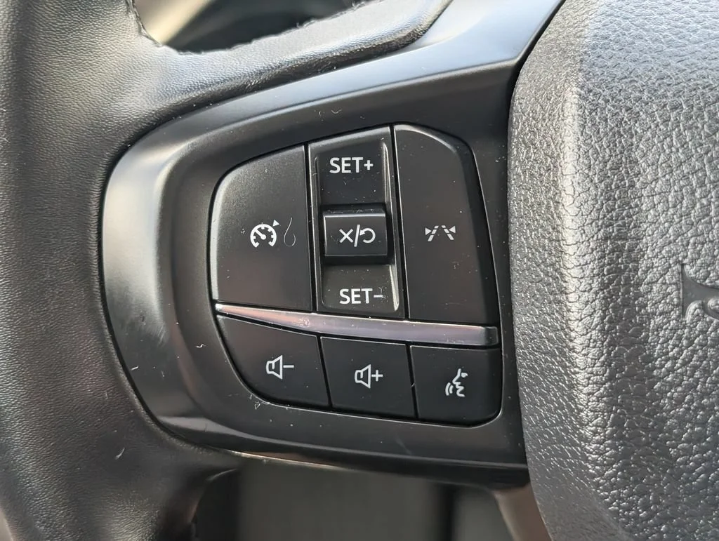 Used 2025 Gray Ford XLT image 13