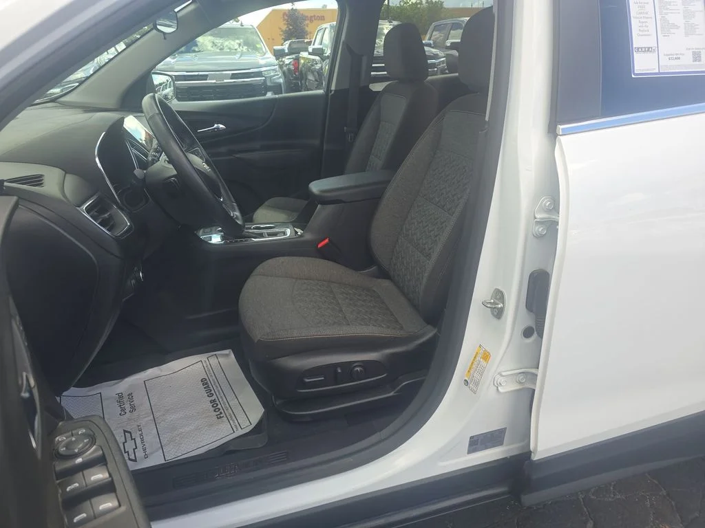 Used 2023 Summit White Chevrolet LT image 19