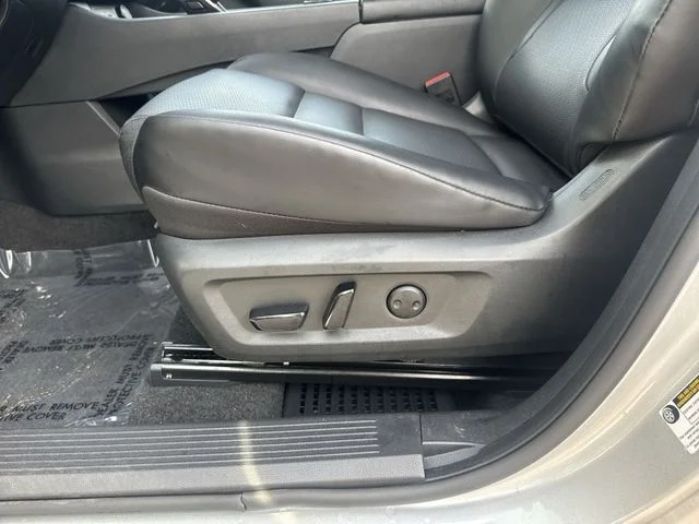 Used 2023 Silver Nissan SV image 28