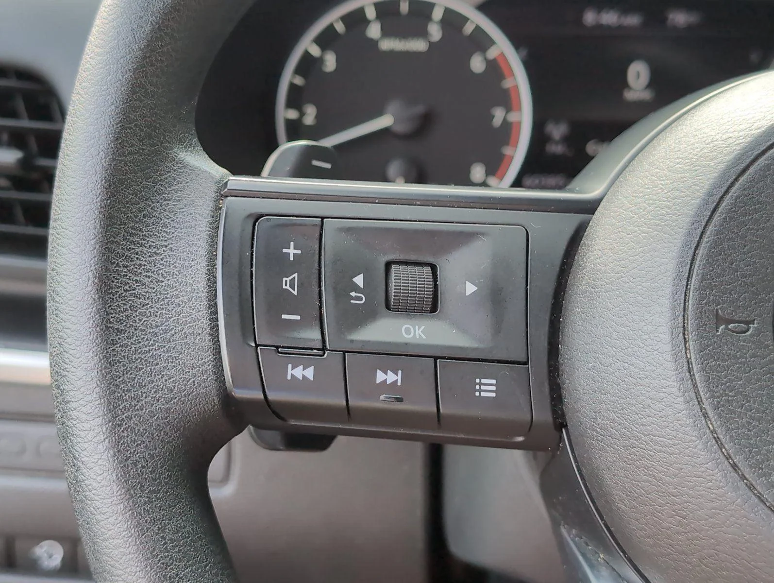 Used 2024 Super Black Nissan S image 30