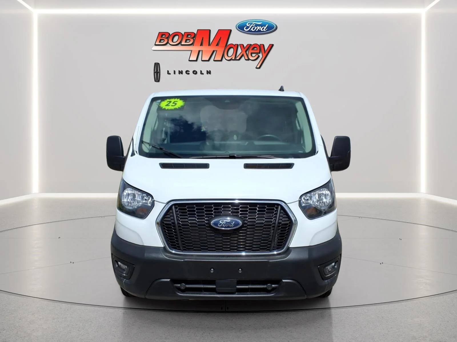 Used 2025 Oxford White Ford Base image 2