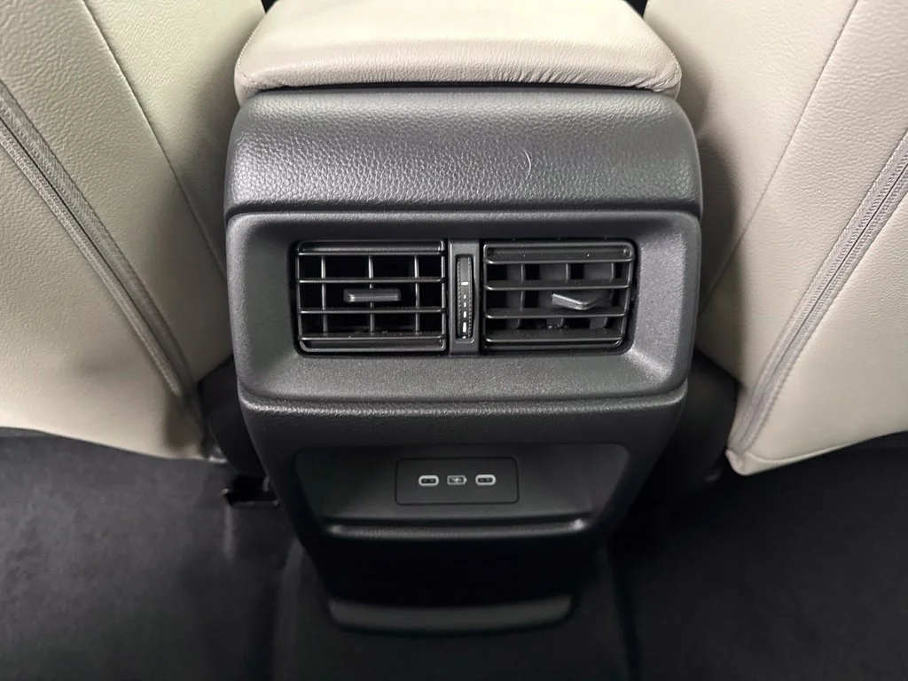 Used 2026 White Honda EX-L image 38