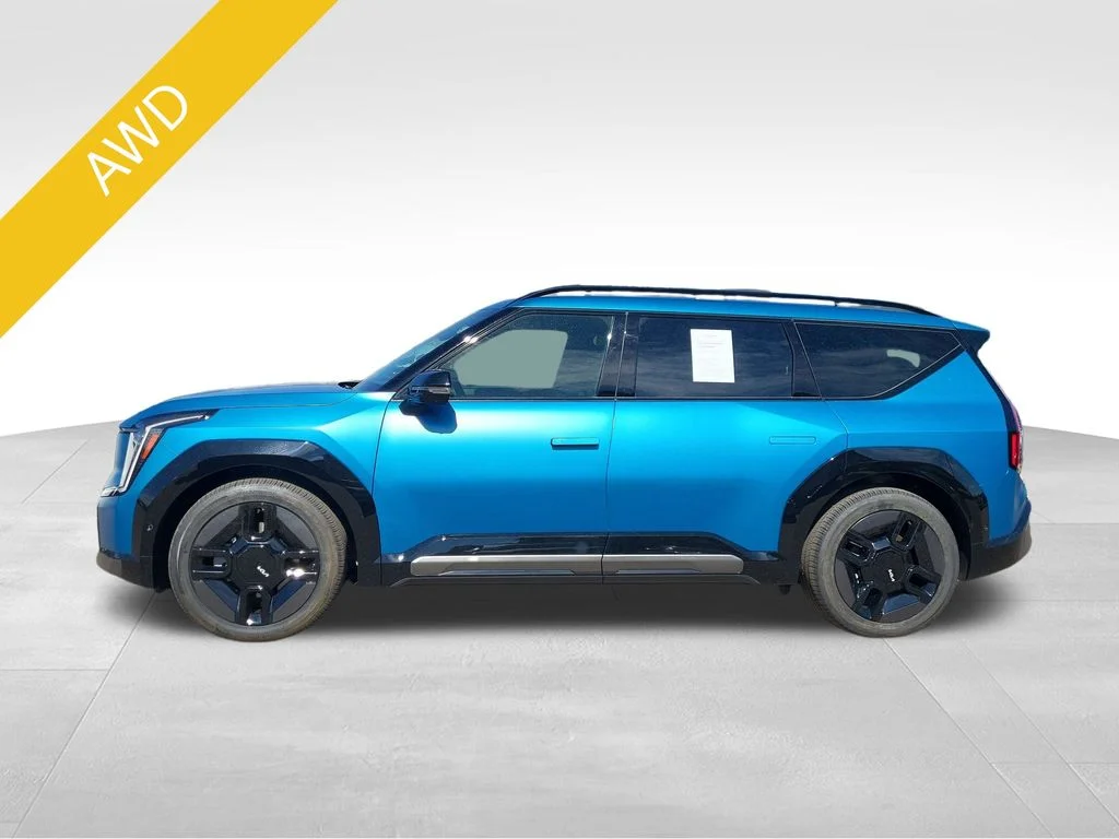 Certified Used 2024 Blue Kia GT-Line image 2