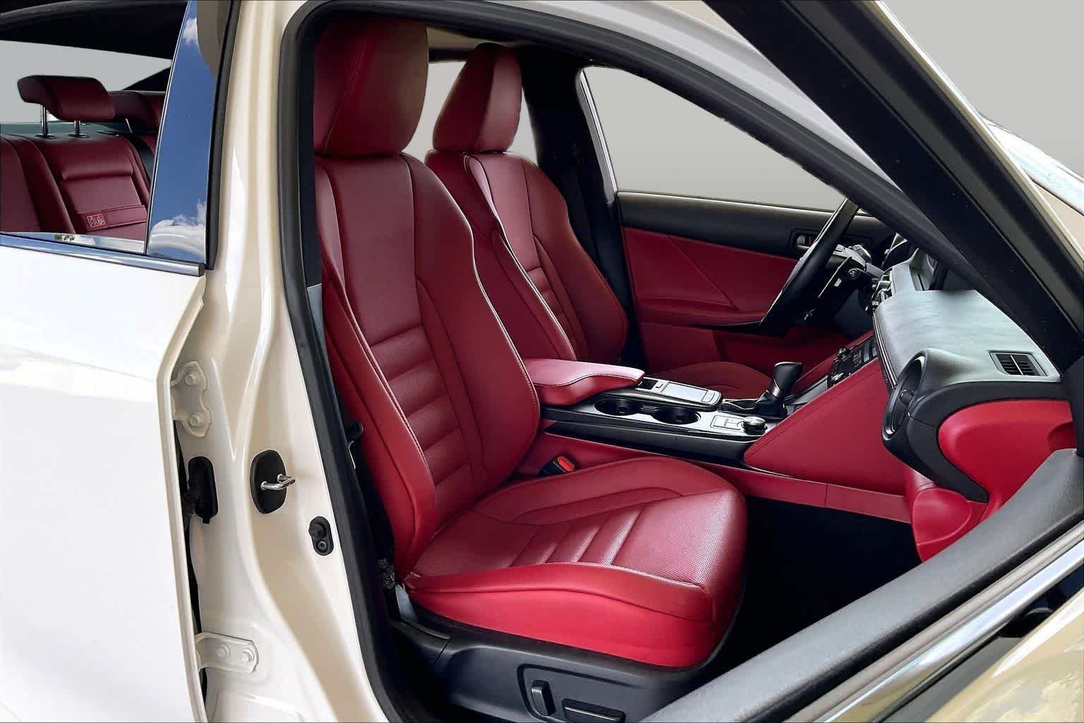 Used 2025 Ultra White Lexus F SPORT image 8