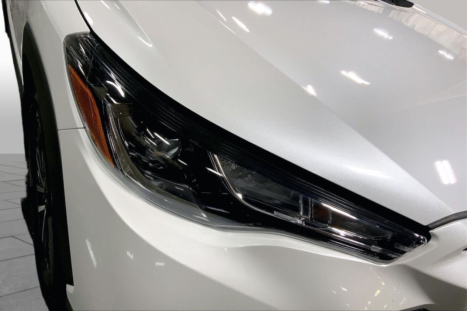Used 2024 Wind Chill Pearl Toyota Hybrid S image 28