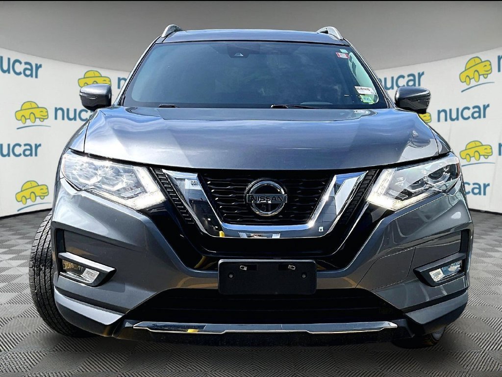 Used 2020 Gray Nissan SL image 2