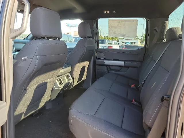 New 2026 Agate Black Metallic Ford XLT image 10