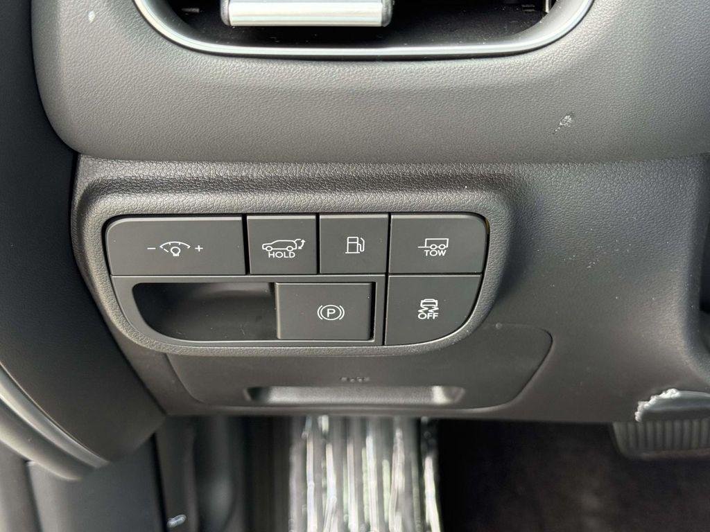 New 2026 Abyss Black Hyundai Blue SEL 7P image 29