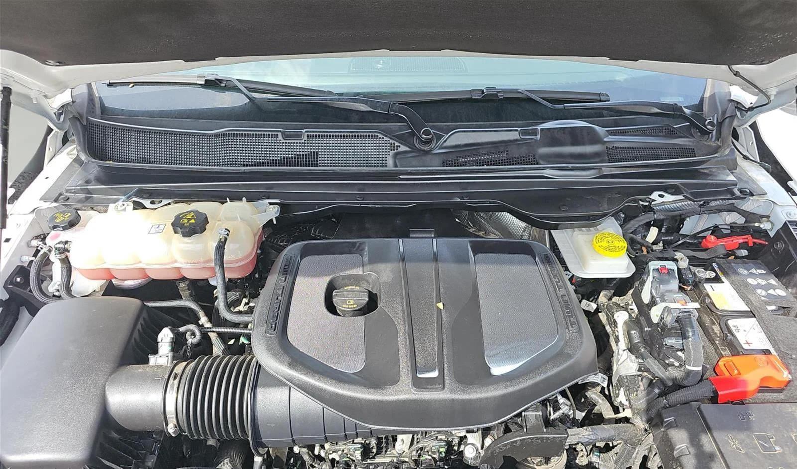 Used 2025 Bright White Clearcoat Ram Laramie image 17