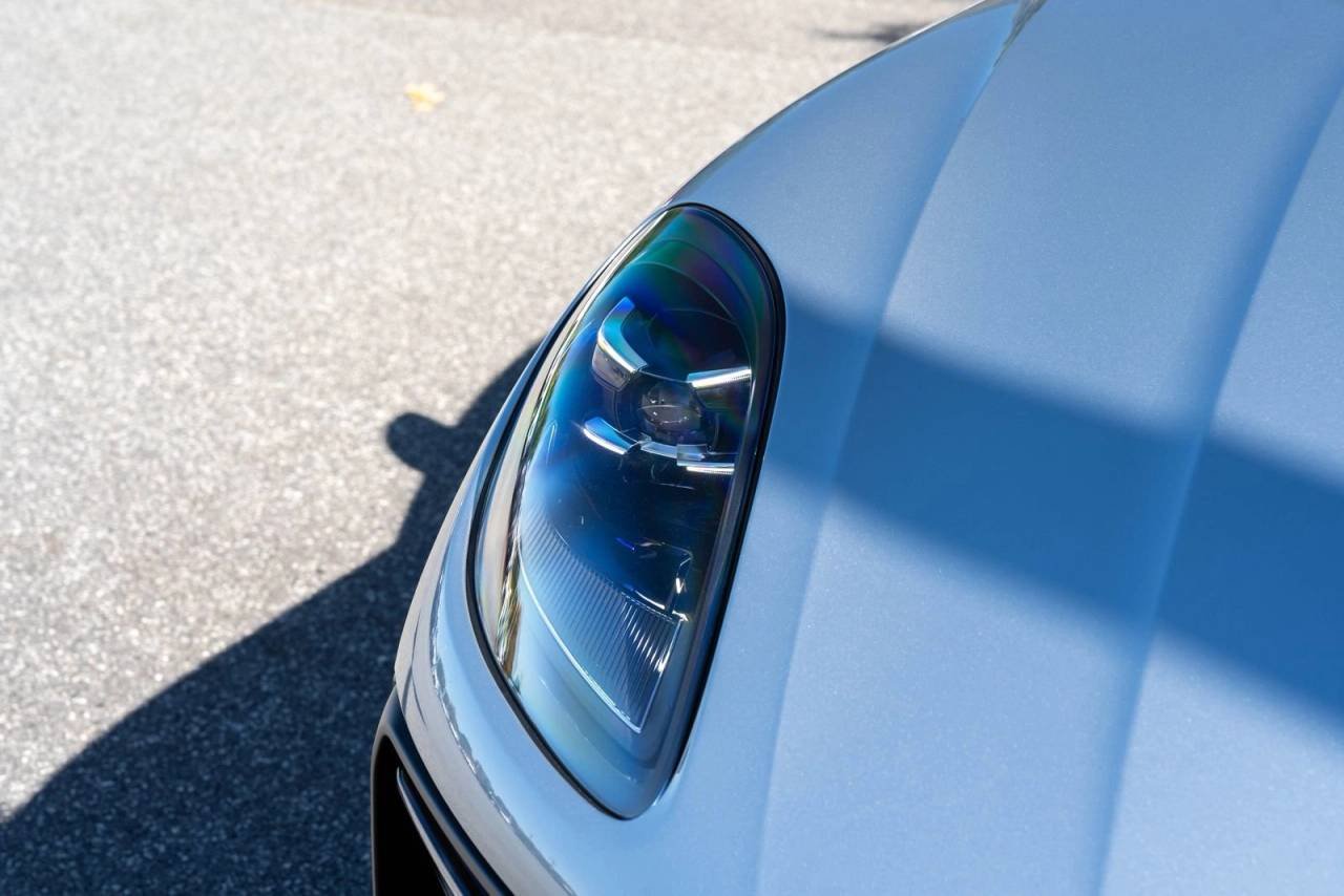 Used 2026  Porsche  image 19