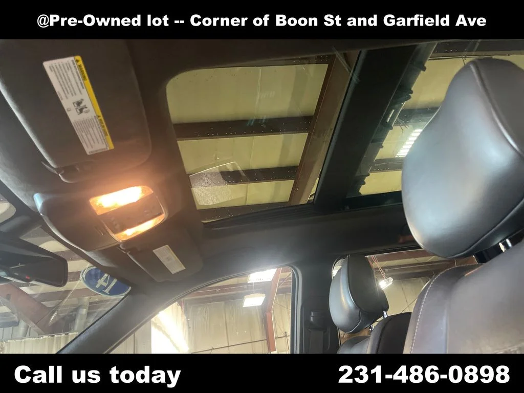 Used 2014 White/off-white Jeep Summit image 13