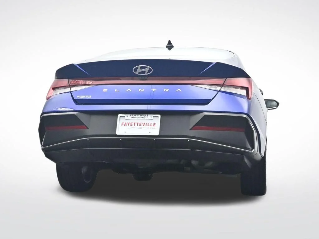 Used 2025 Blue Hyundai SEL Convenience image 34
