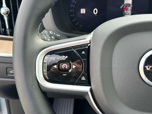 New 2026 Vapour Grey Volvo Plus image 25