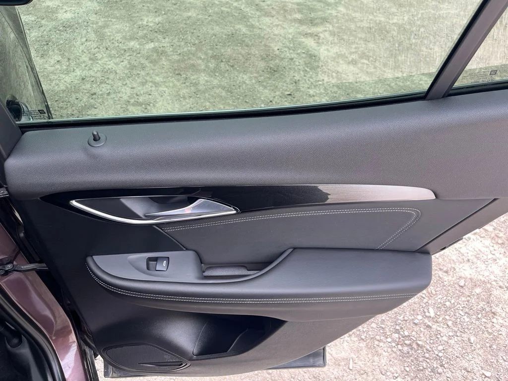 Used 2024 Amethyst Metallic Buick Preferred image 31