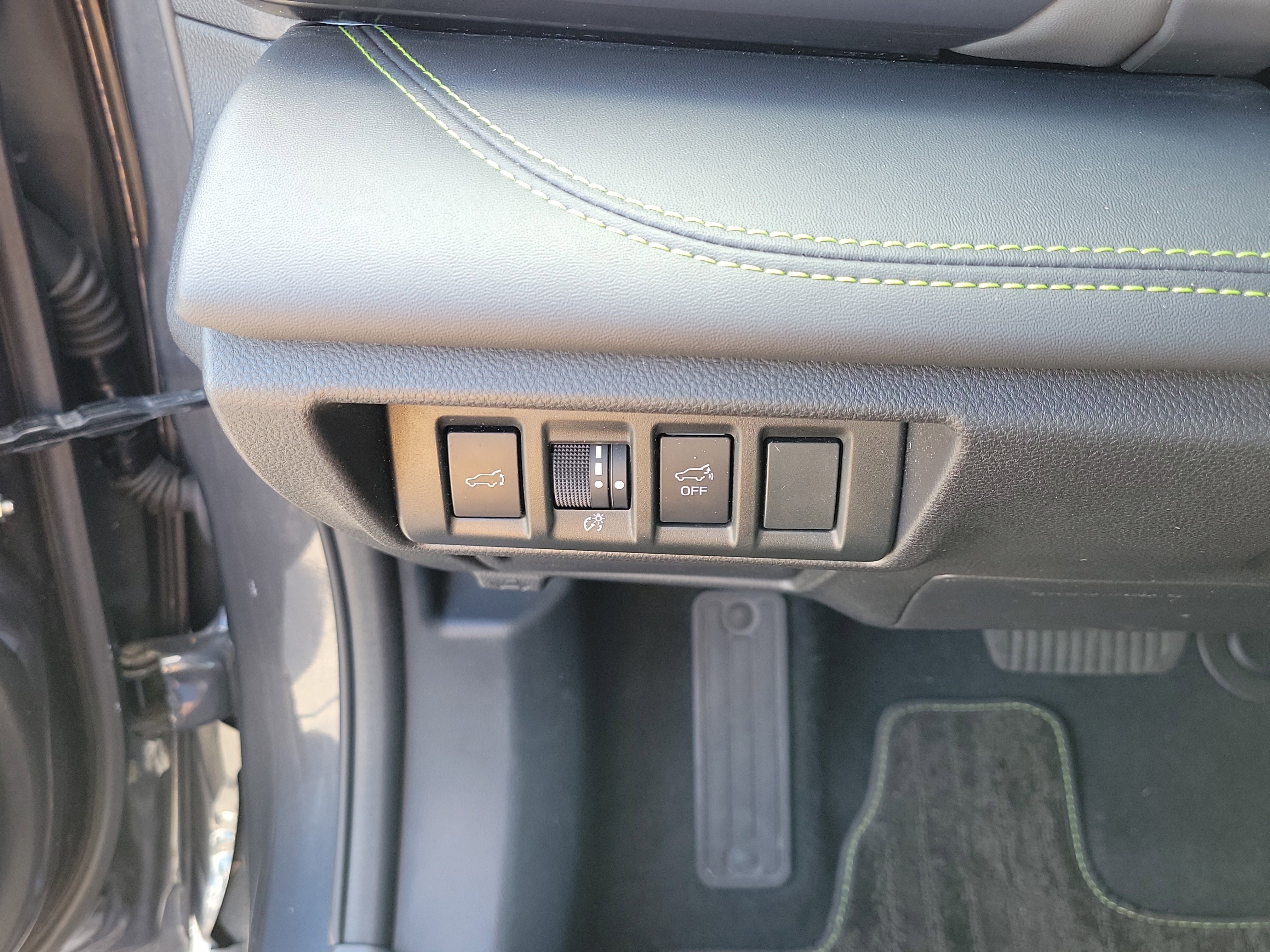 Used 2023 Magnetite Gray Metallic Subaru Onyx Edition image 26