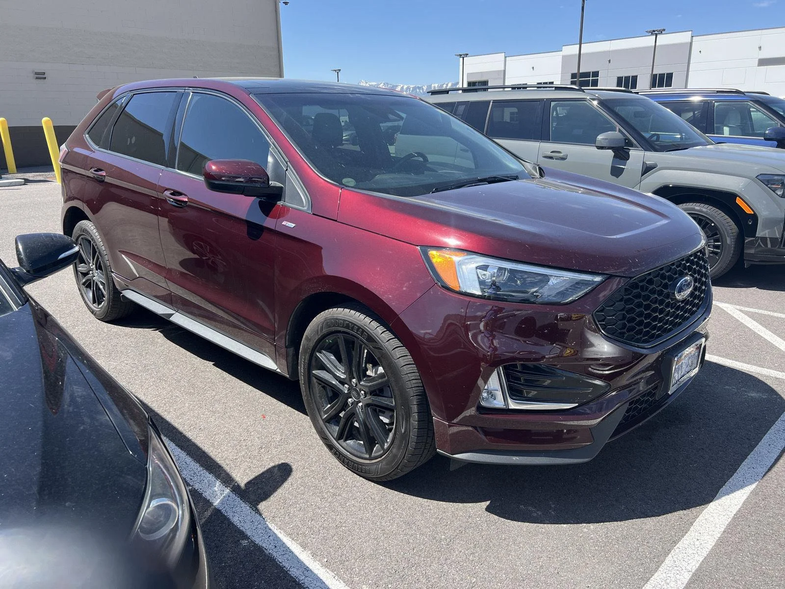 Vehicle Image 2