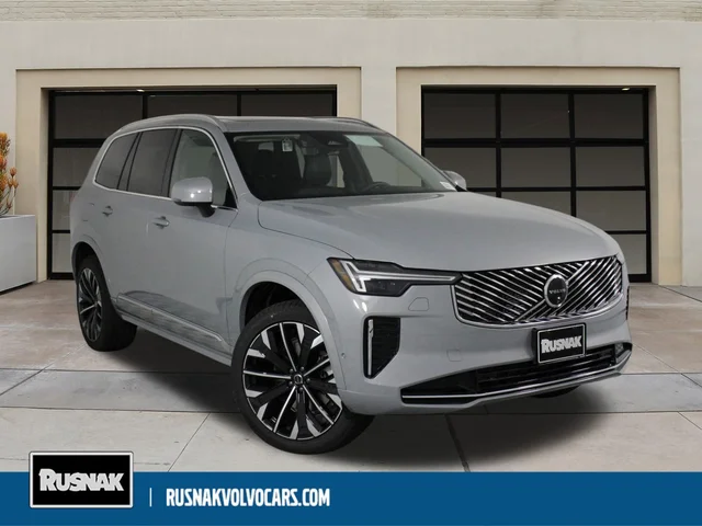 2025 Volvo XC90 B6 Ultra