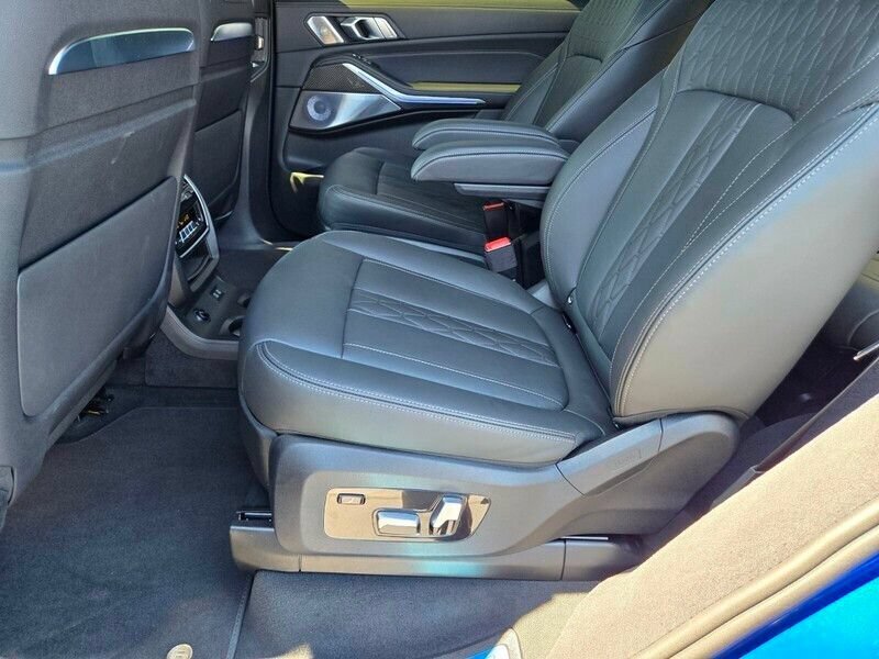 2025 BMW X7 ALPINA XB7 - Photo 12