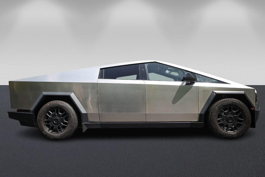 Used 2024 Tesla Cybertruck Base with VIN 7G2CEHED4RA014386 for sale in Naples, FL