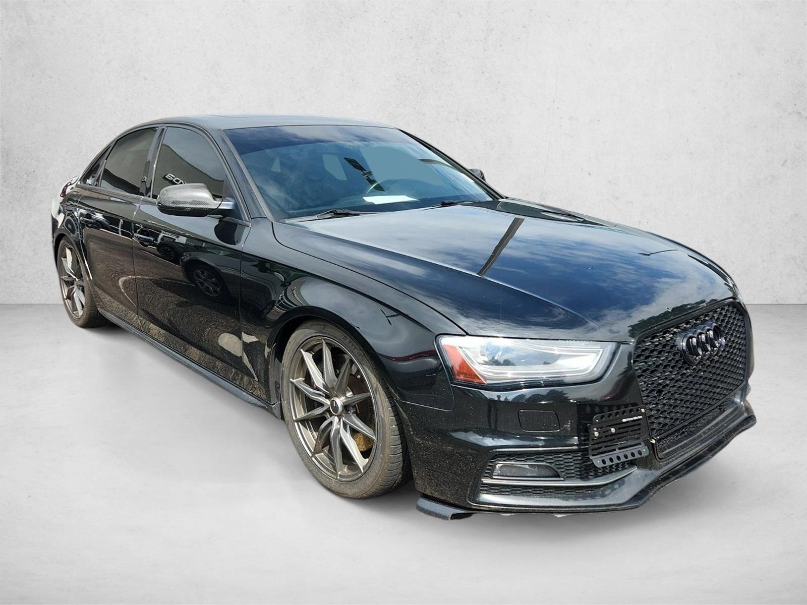 Used 2015 Brilliant Black Audi Premium Plus image 13