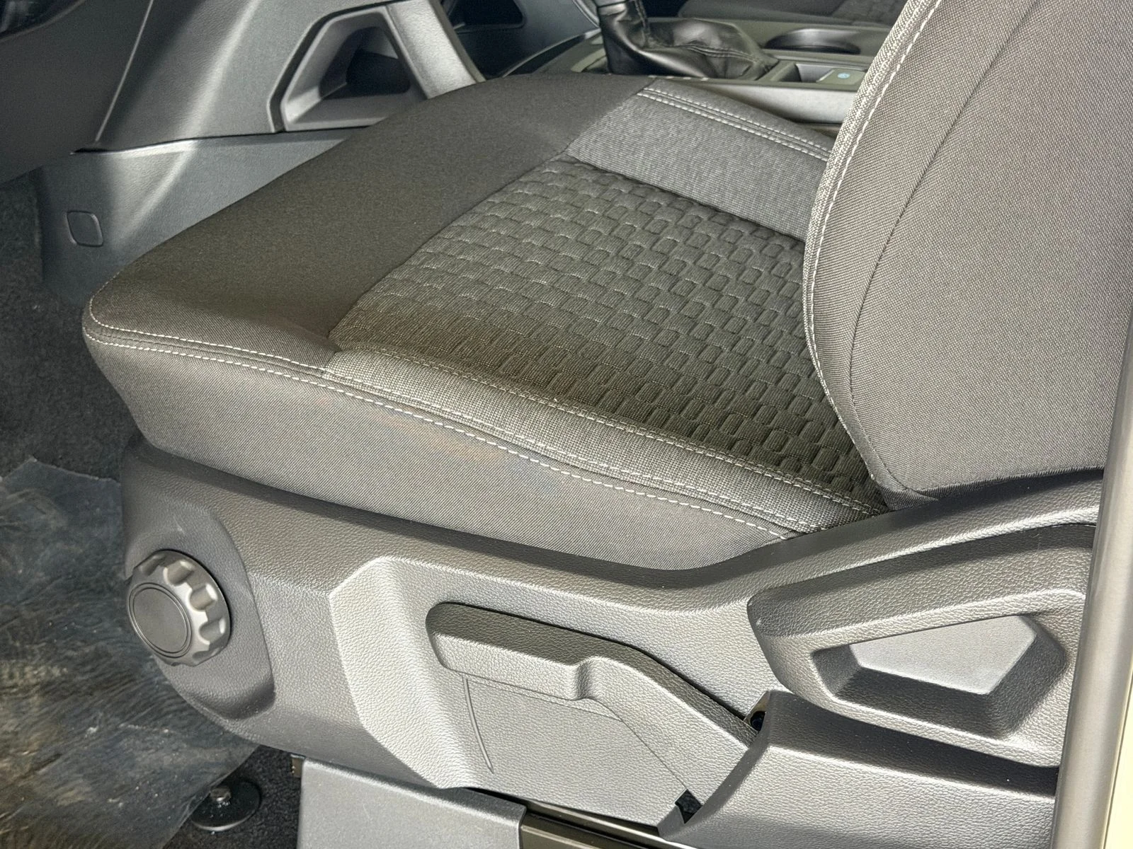 New 2026 Desert Sand Ford XL image 21