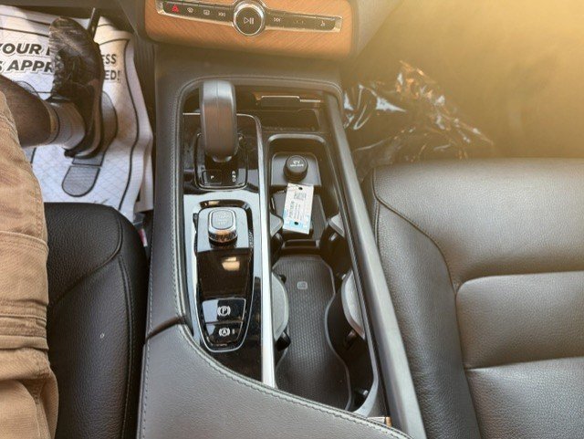 Certified Used 2023 Onyx Black Metallic Volvo Plus Bright Theme image 22