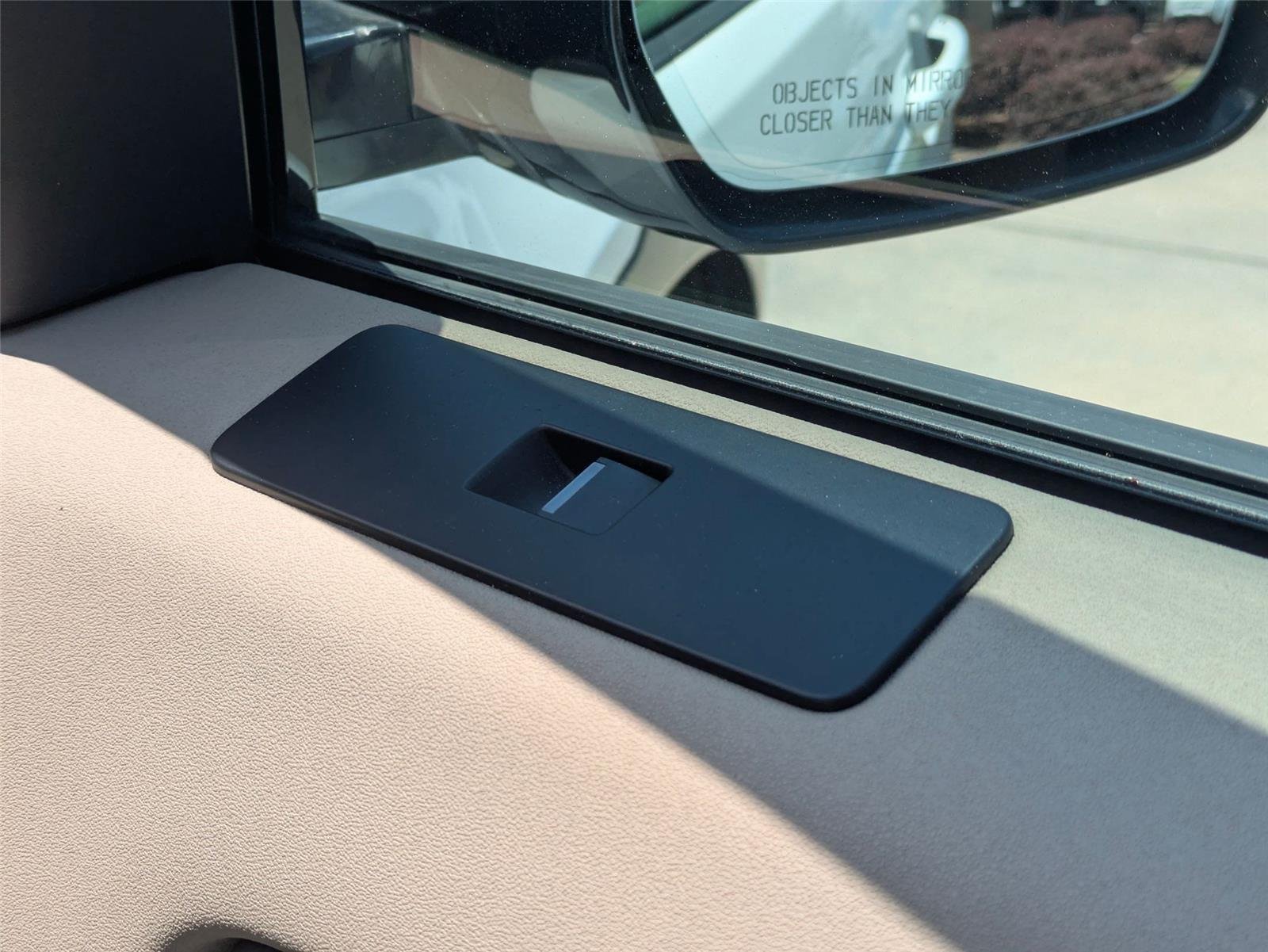 Used 2018 WHITE LAND ROVER HSE image 32