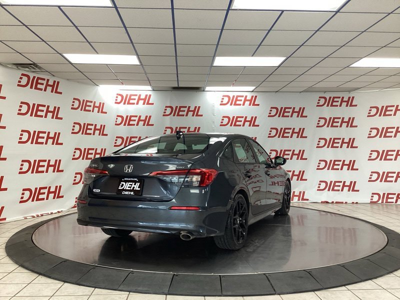 Used 2024  Honda Sport image 7