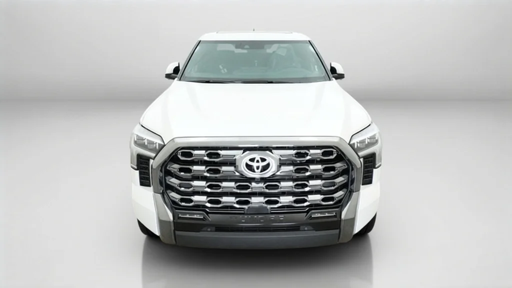 New 2026 Wind Chill Pearl Toyota Platinum image 16