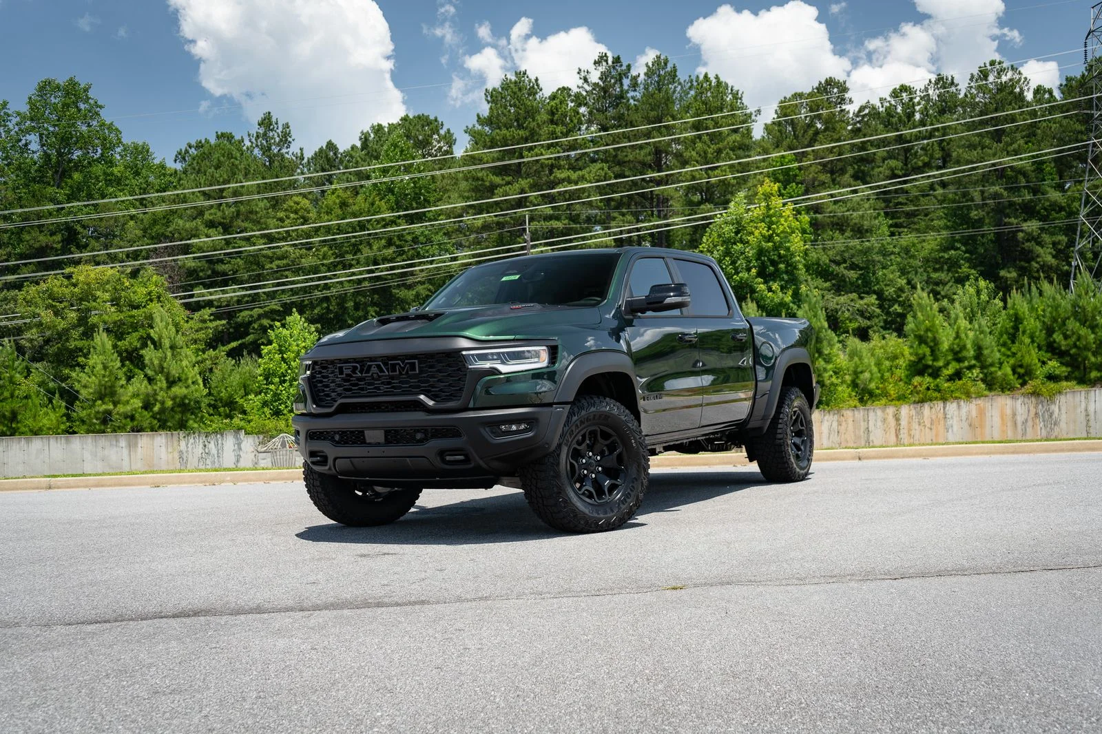 2026 RAM 1500 RHO 4x4 Crew Cab 5'7's photo