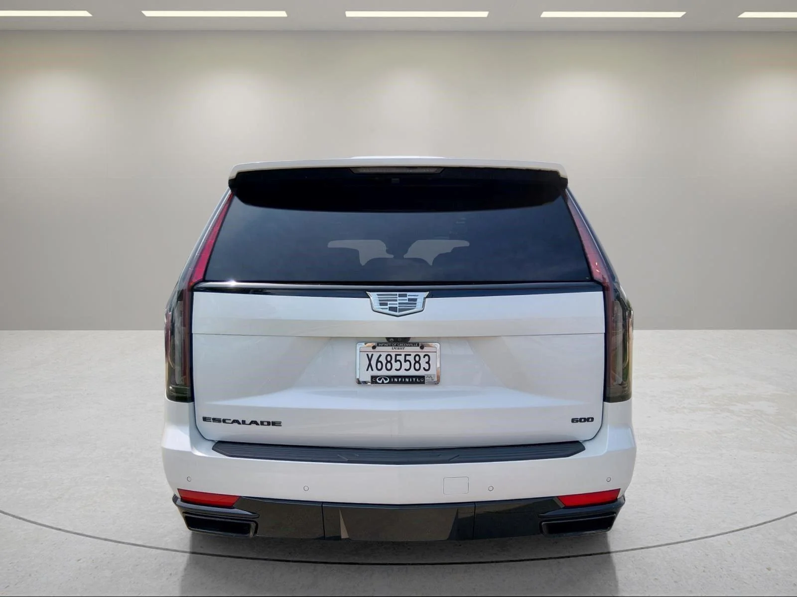 Used 2023 Crystal White Tricoat Cadillac 4WD Sport Platinum image 6