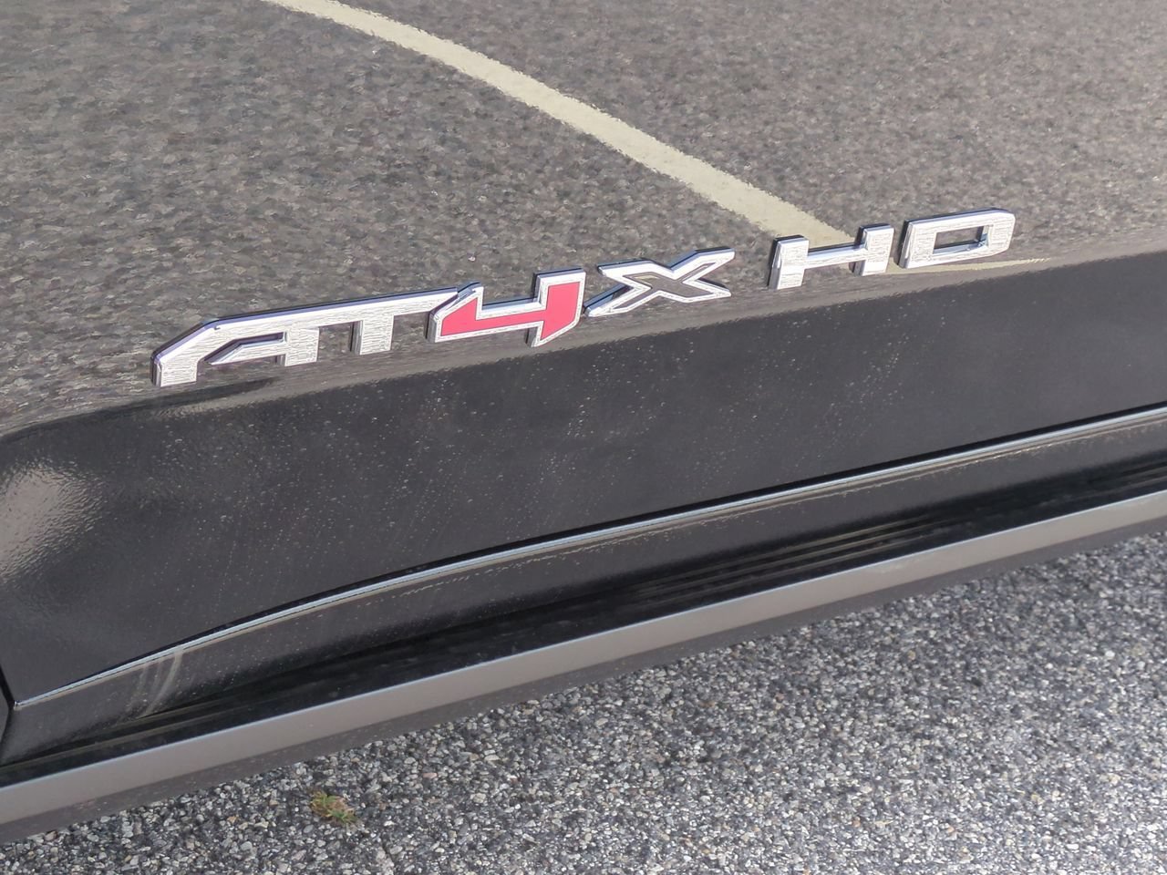 New 2026 Onyx Black GMC AT4X image 33