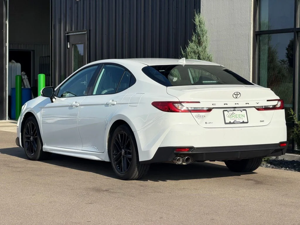 Used 2025 White Toyota SE image 3