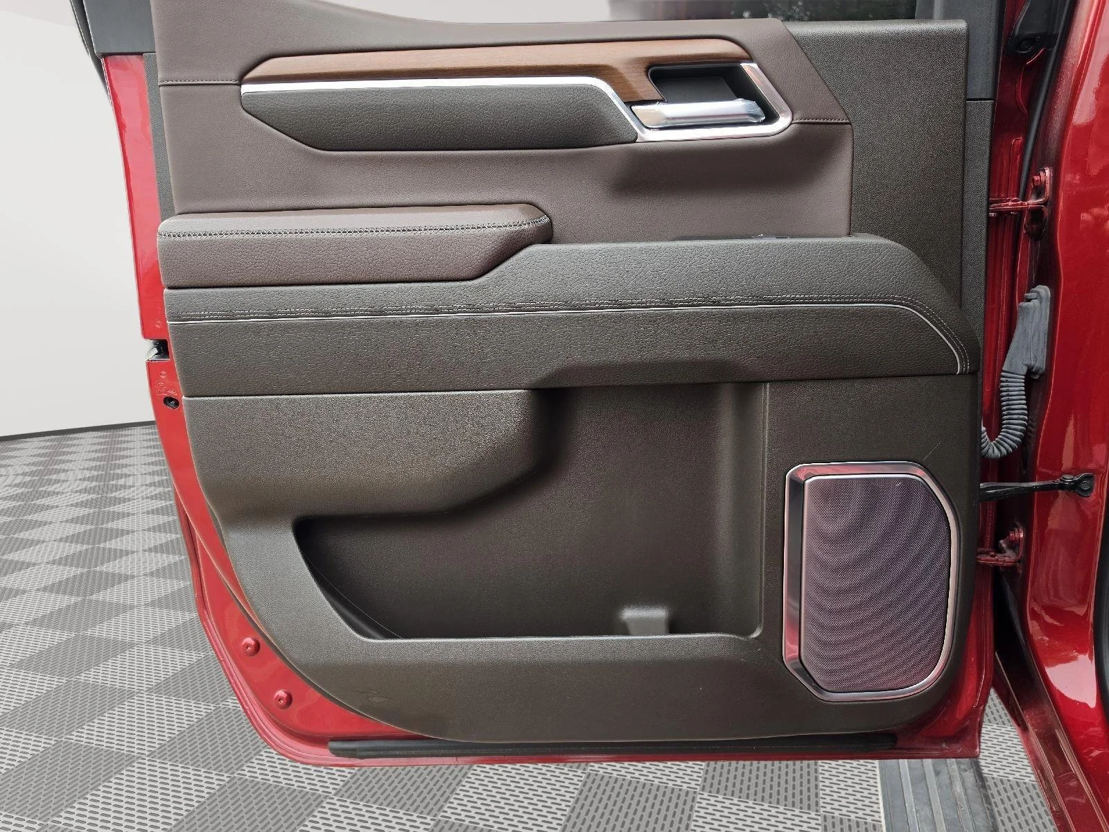Used 2023 Volcanic Red Tintcoat GMC Denali image 17