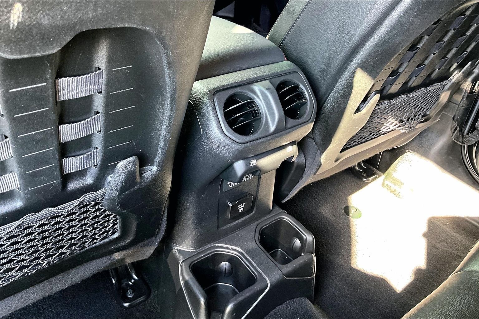 Used 2022 Black Jeep Rubicon image 34
