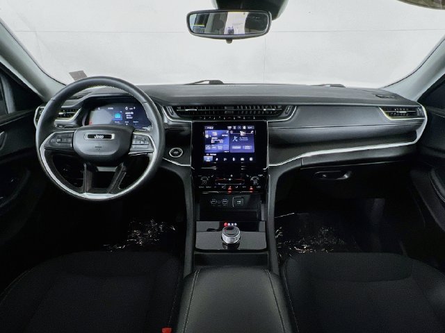 2023 Jeep Grand Cherokee L Laredo - Photo 24