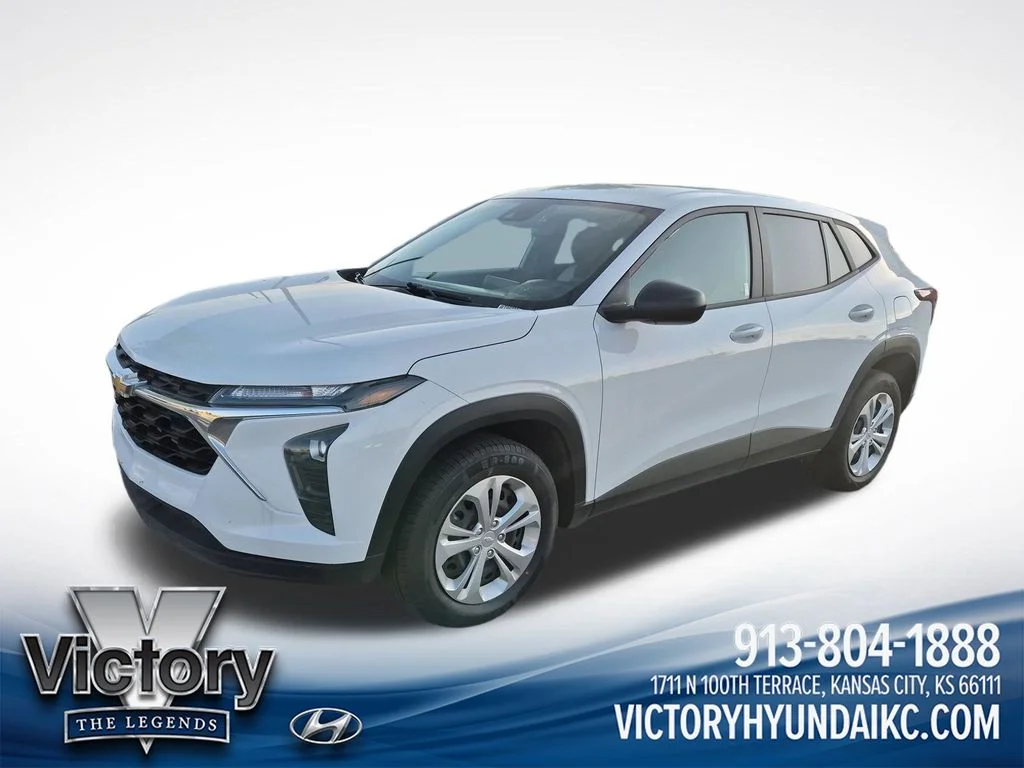Used 2025 White Chevrolet LS image 1