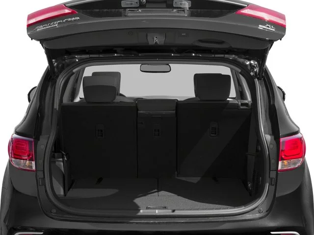 Used 2017 Regal Red Pearl Hyundai SE Ultimate image 15