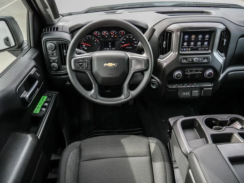 New 2026 Summit White Chevrolet Custom image 25
