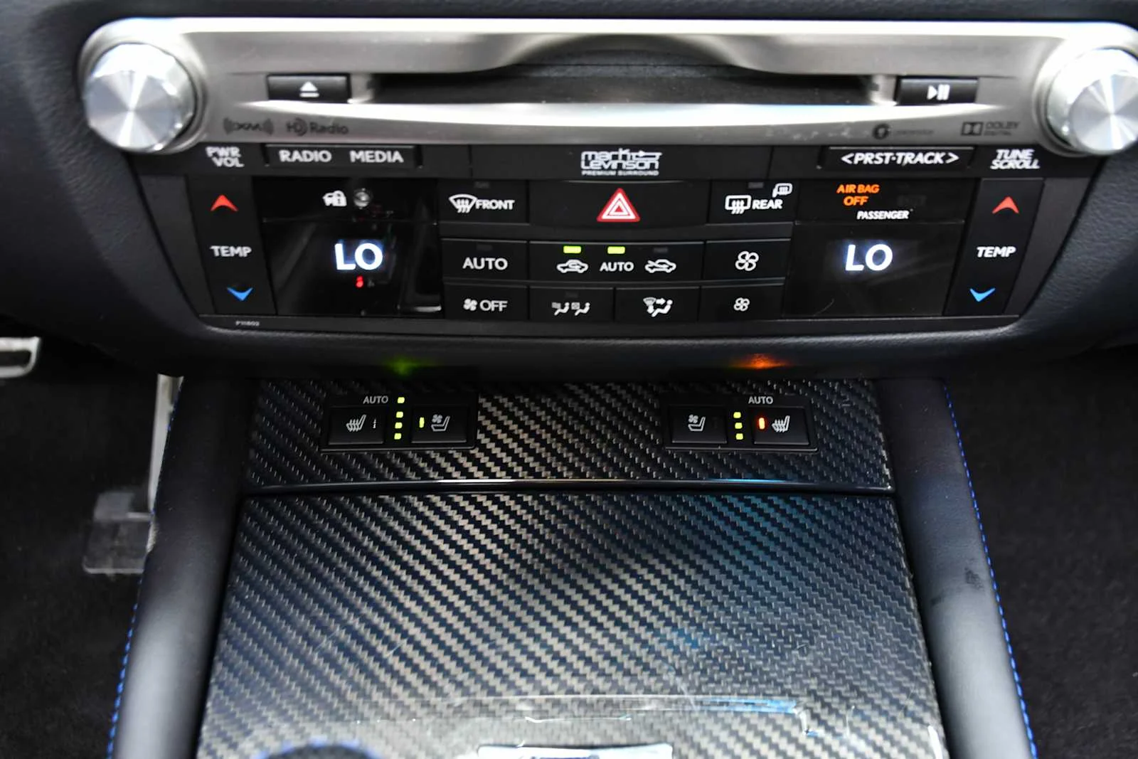 Used 2020 Liquid Platinum Lexus  image 23