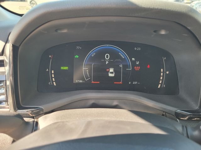 Used 2025  Toyota LE image 29