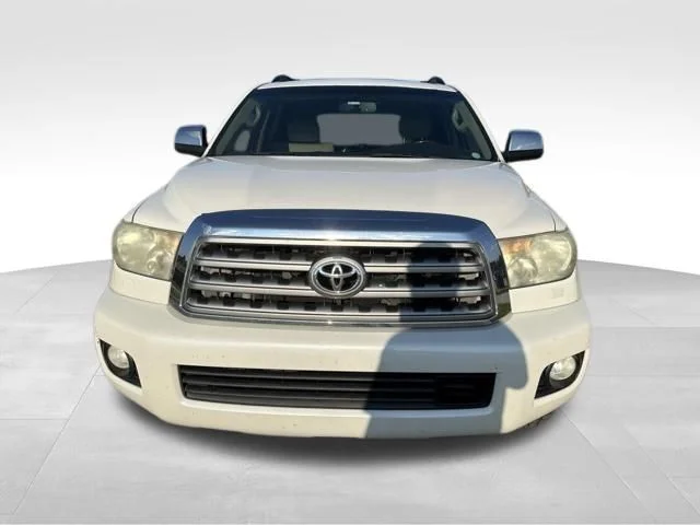 Used 2011 White Toyota Platinum image 8