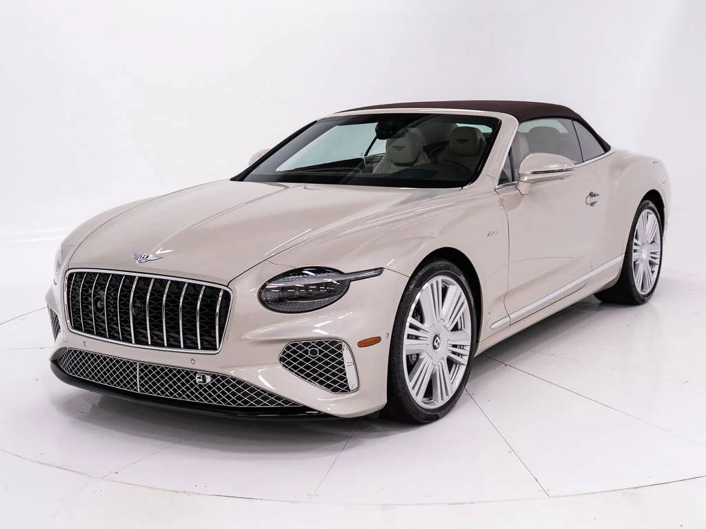 Certified Used 2026 White Sand - by Mulliner Bentley Azure image 10