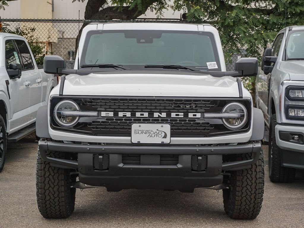 New 2026 Oxford White Ford Badlands image 2