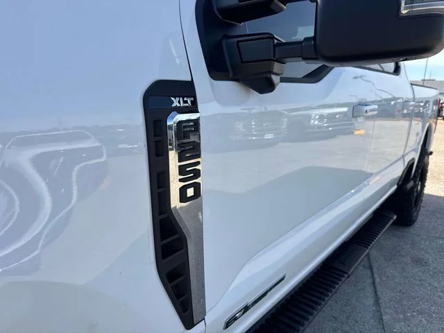 2026 Ford F-250 Super Duty XLT - Photo 9