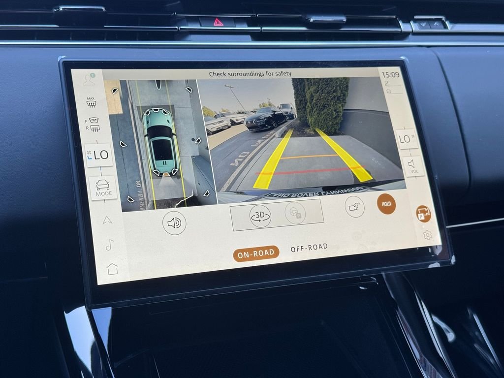 New 2026 Fuji White LAND ROVER Dynamic SE image 21